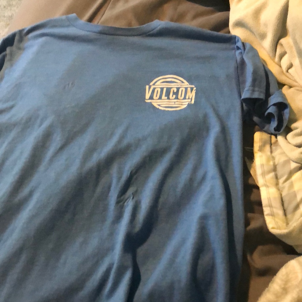 Tee